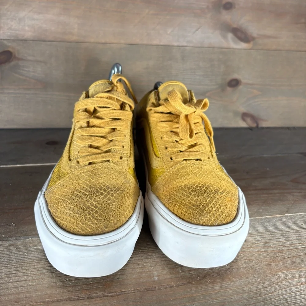vans old skool womens size 7 shoes yellow snakeskin platform athletic sneakers